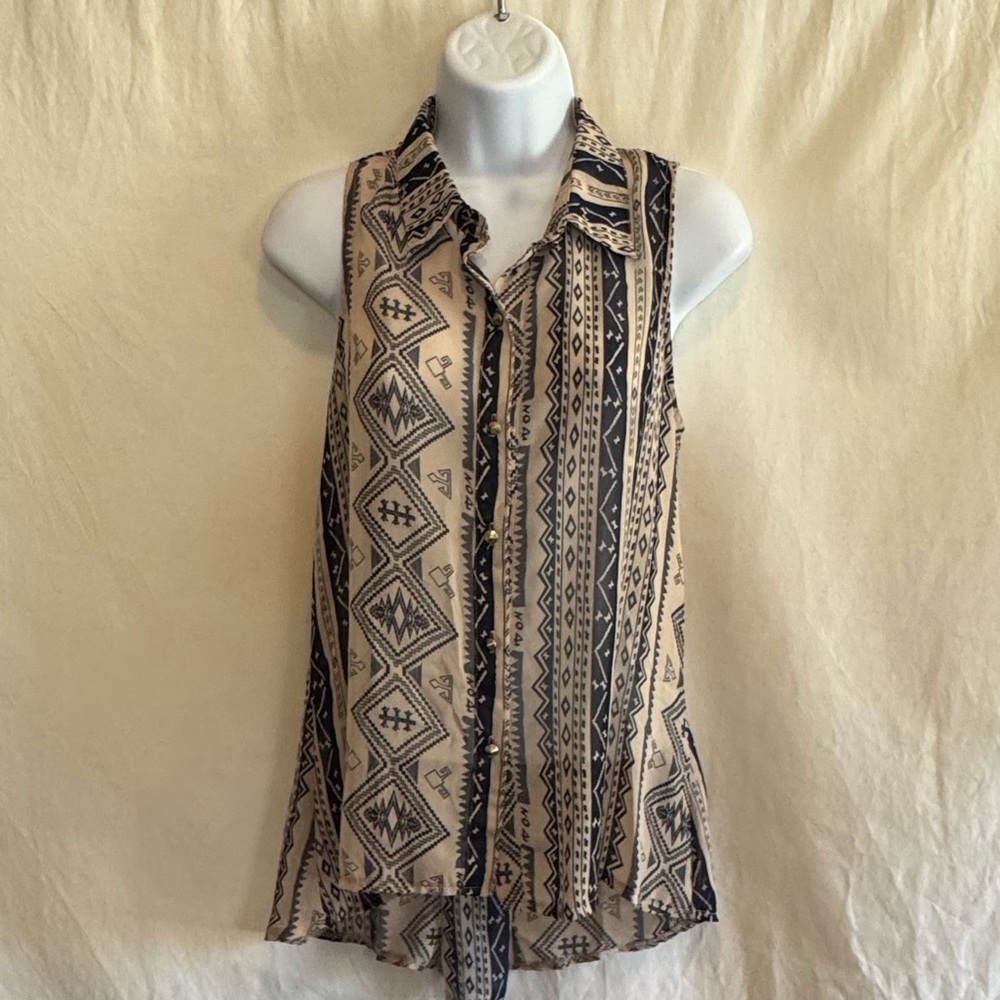 E-96 Sans Souci Cream & BlackSleeveless Button Down‎ Summer Blouse Size S